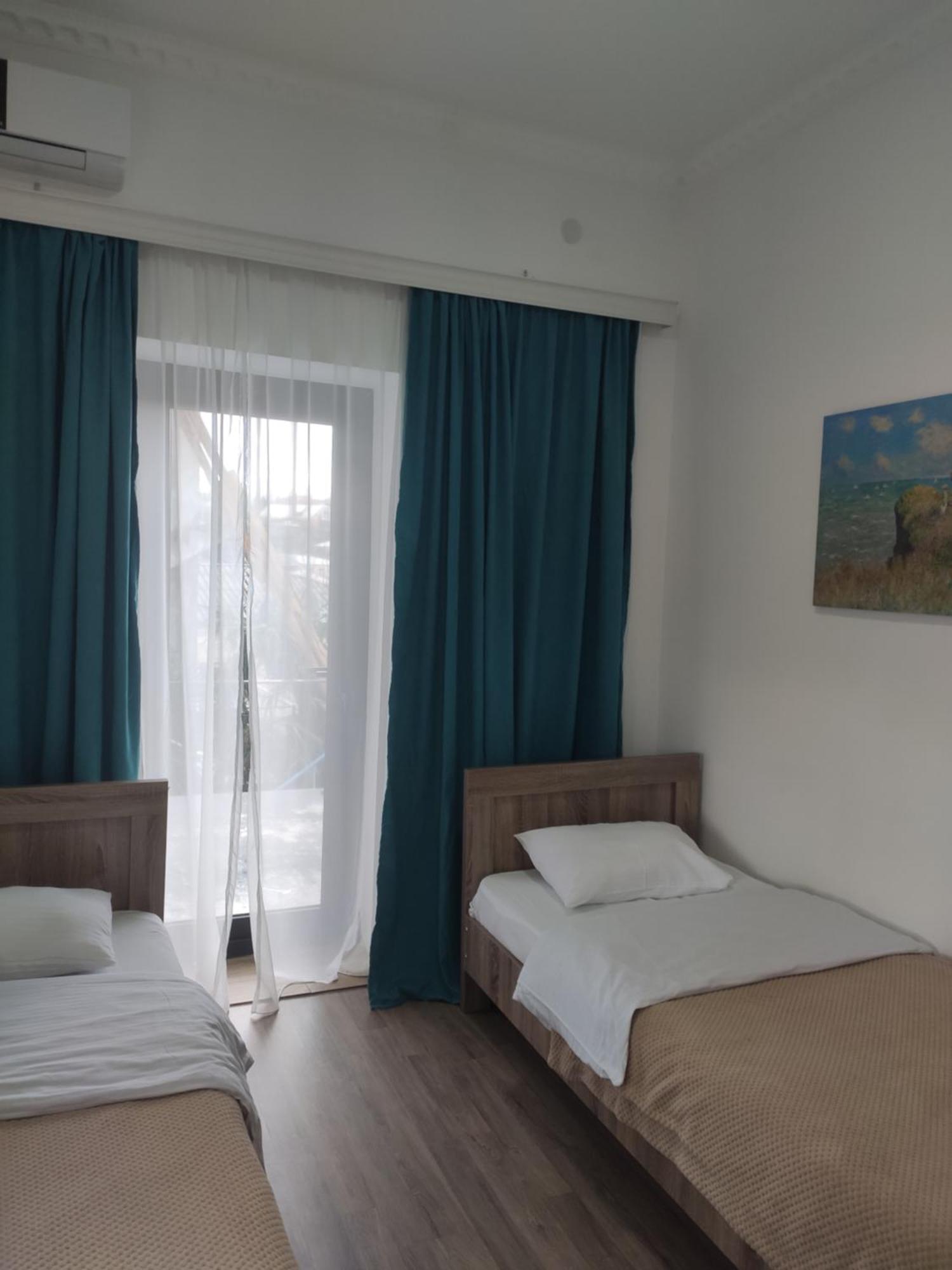 Family Нotel Banuri Kutaisi Eksteriør bilde