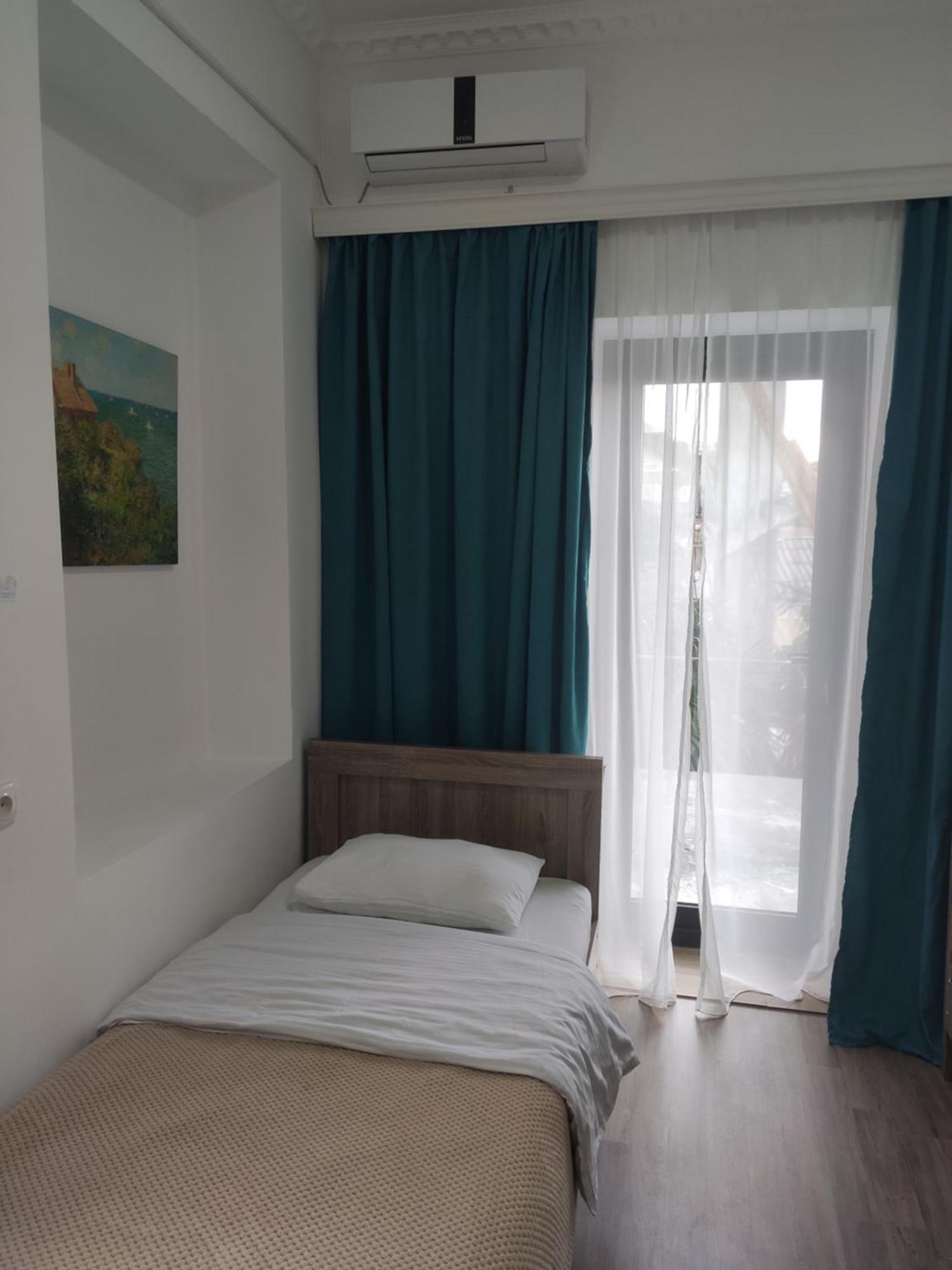 Family Нotel Banuri Kutaisi Eksteriør bilde