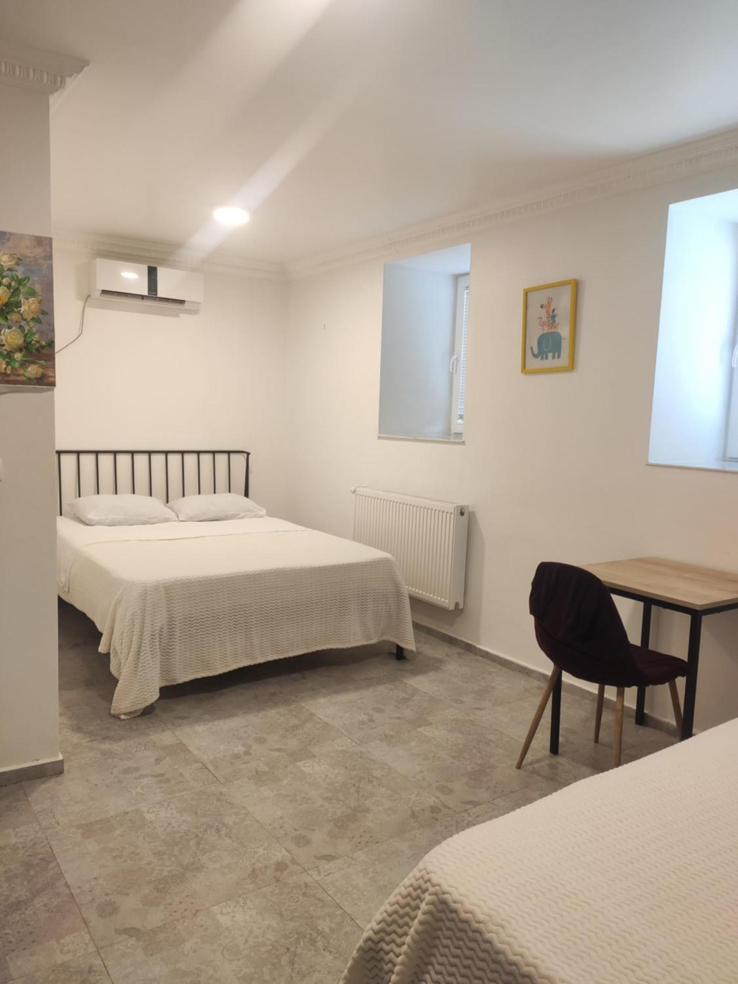 Family Нotel Banuri Kutaisi Rom bilde