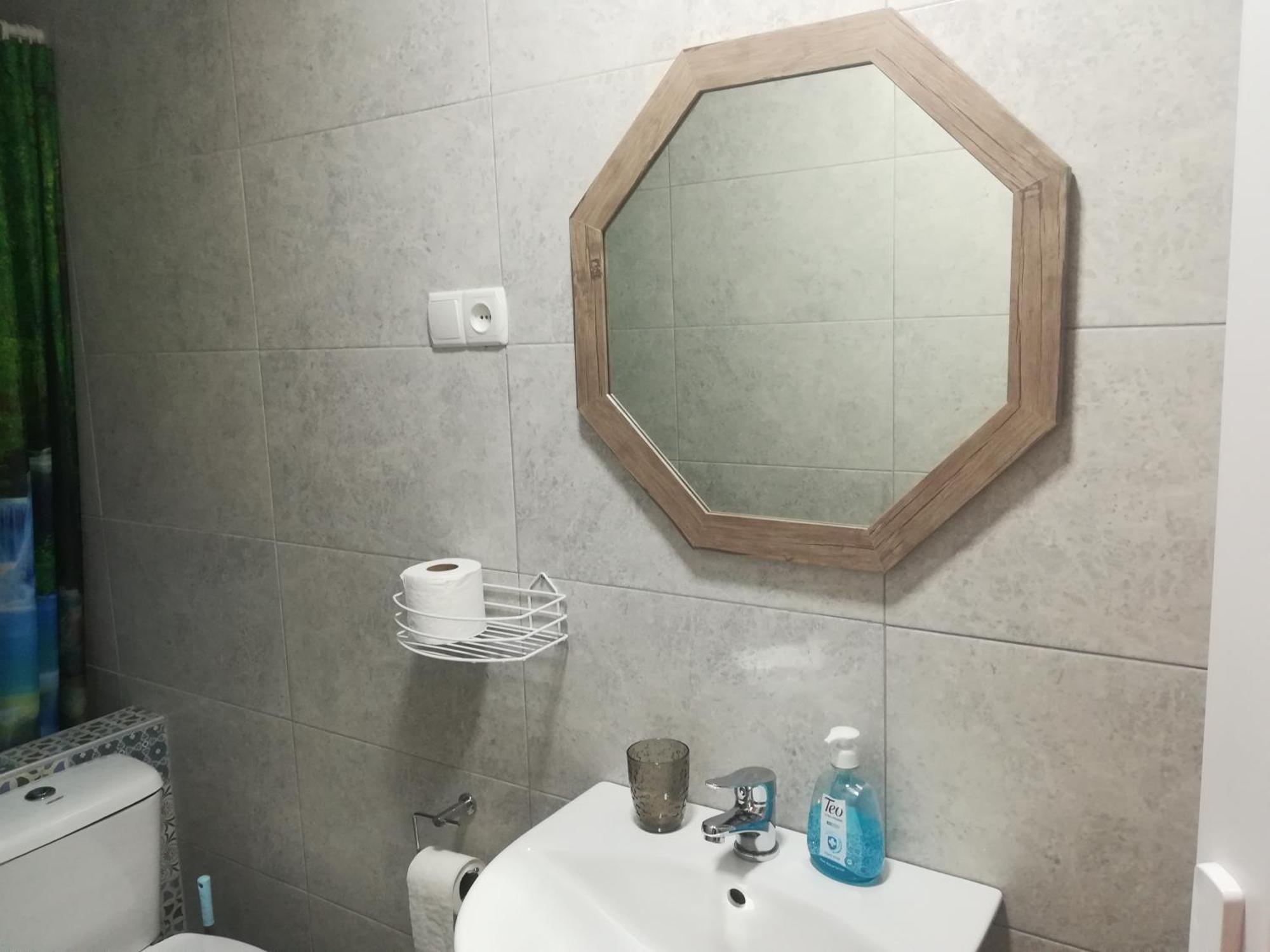 Family Нotel Banuri Kutaisi Rom bilde
